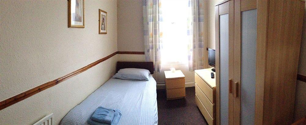 The Brighton 3*