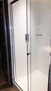 91 Jesmond Road Aparthotel 2*