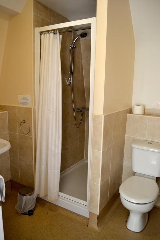 The Avenue 3* Newcastle upon Tyne