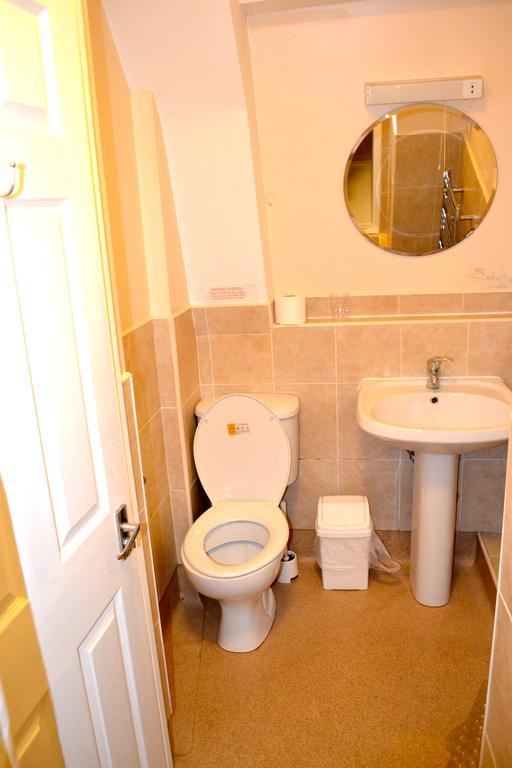 The Avenue 3* Newcastle upon Tyne