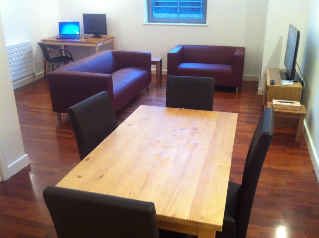 Apartment Executive *