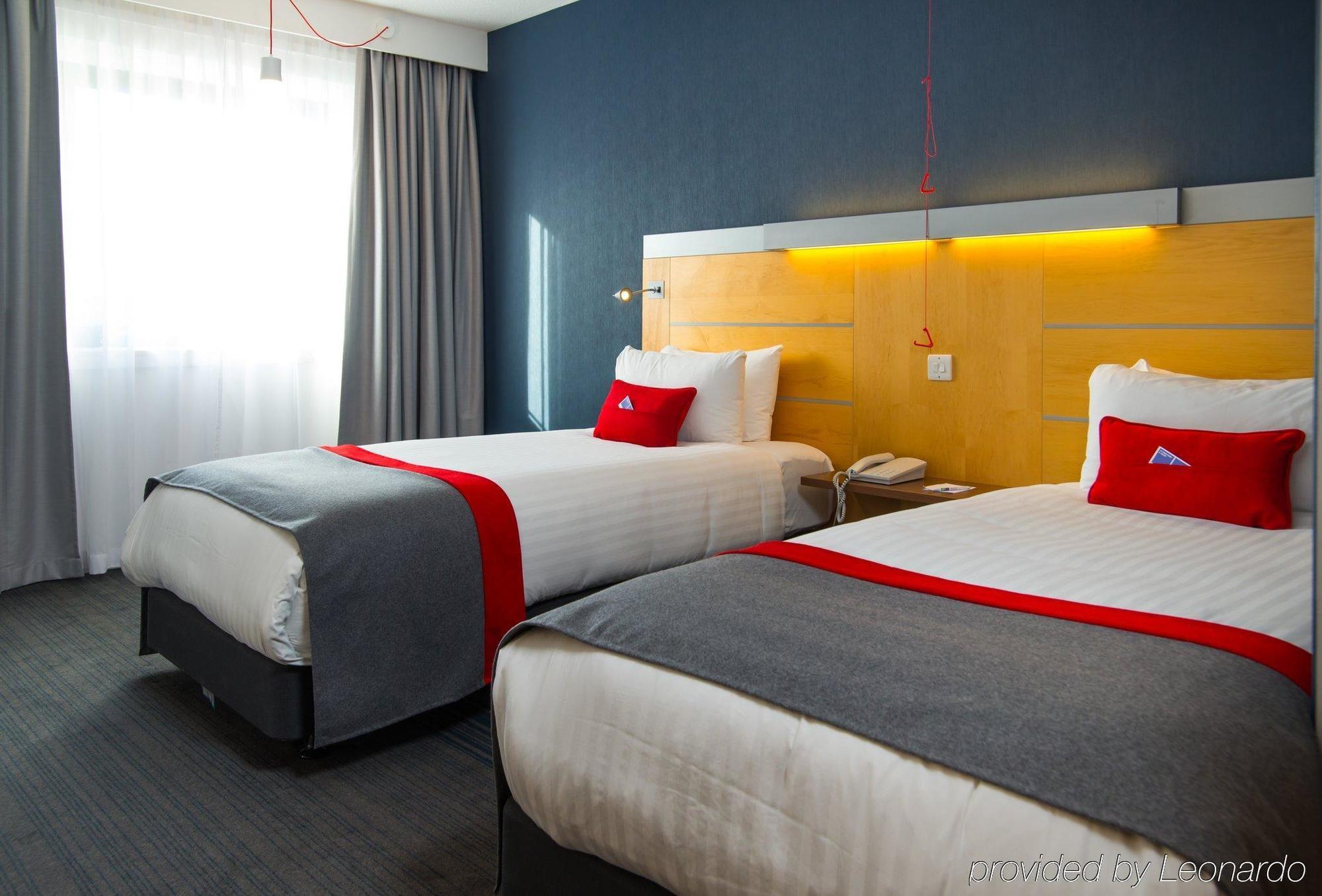 Express Centre By Ihg 3*