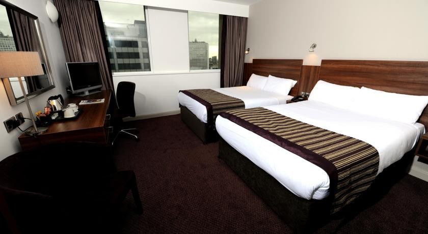 Leonardo Hotel