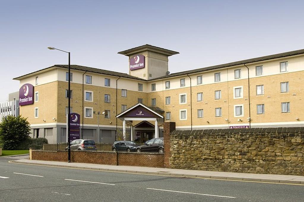 Premier Centre Millennium Bridge Hotel