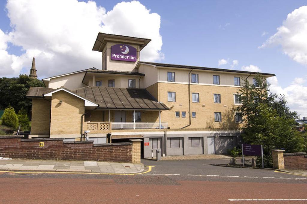 Premier Centre Millennium Bridge Hotel