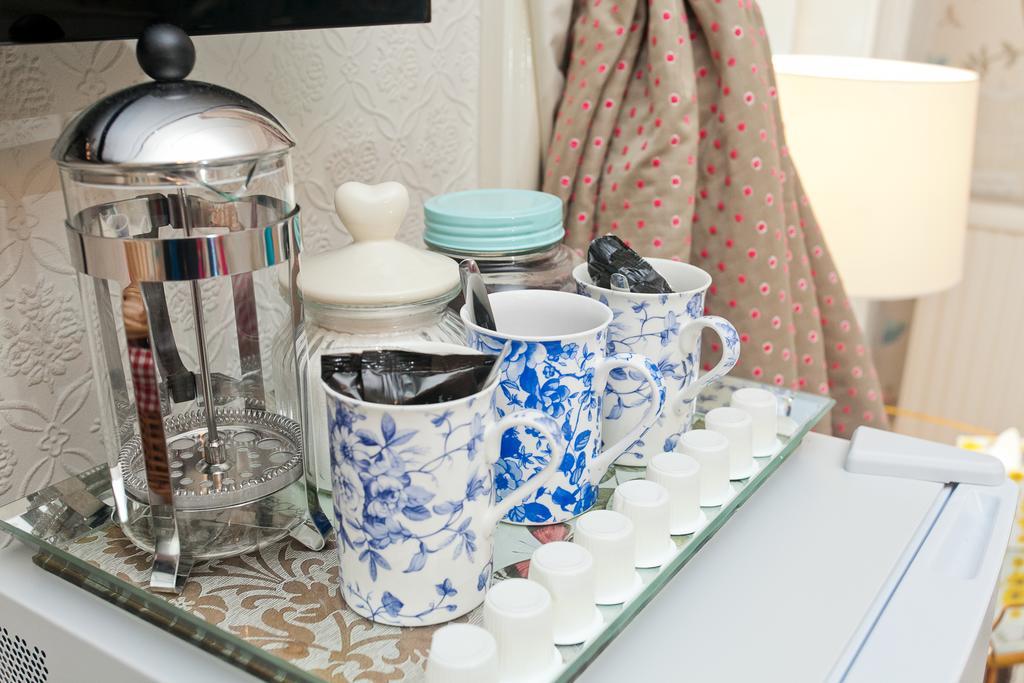 The Rosebery Apartment *