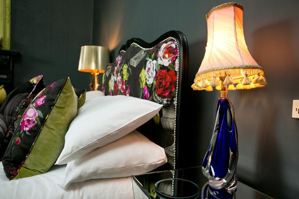 The Rosebery Apartment *