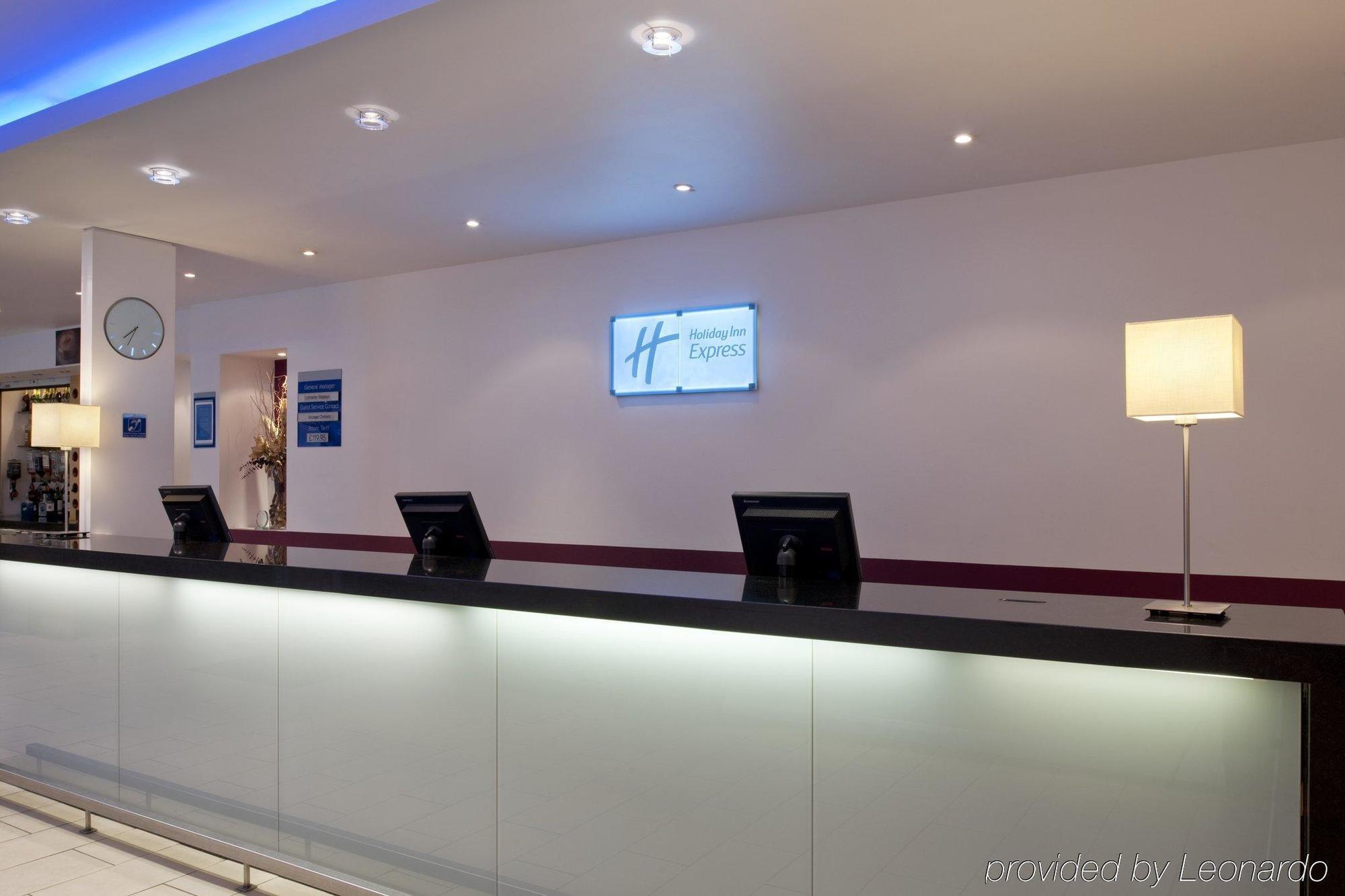 Express Centre By Ihg Hotel