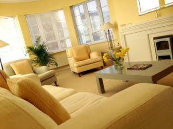 Apartment Moor Court Week2week