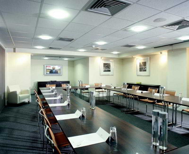 Hotel Grey Street 4*