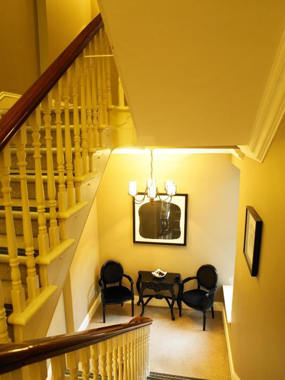 Aparthotel Kensington House 4*