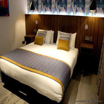 91 Jesmond Road Aparthotel 2*