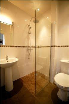 Dene Hotel Newcastle upon Tyne