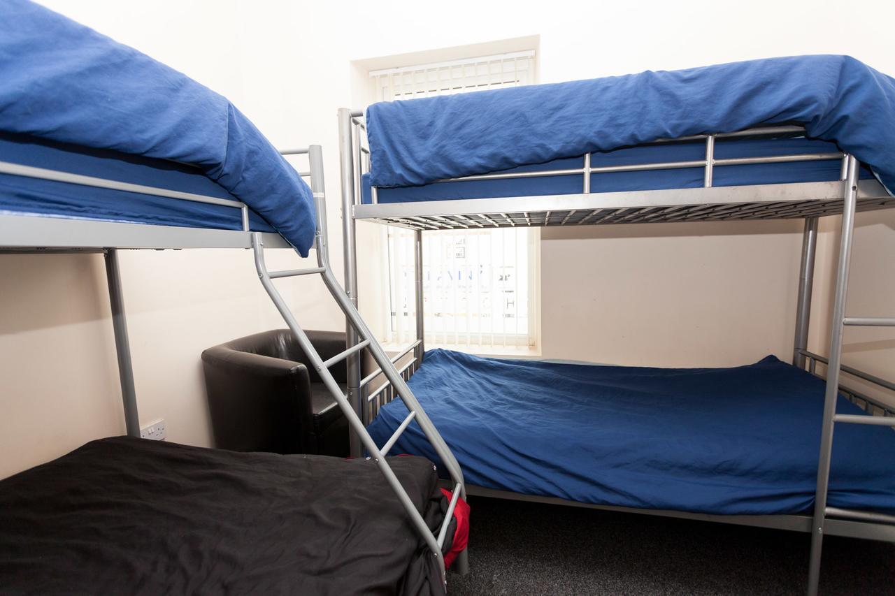 Budget Hostel *