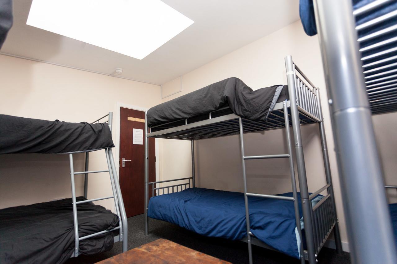 Budget Hostel *