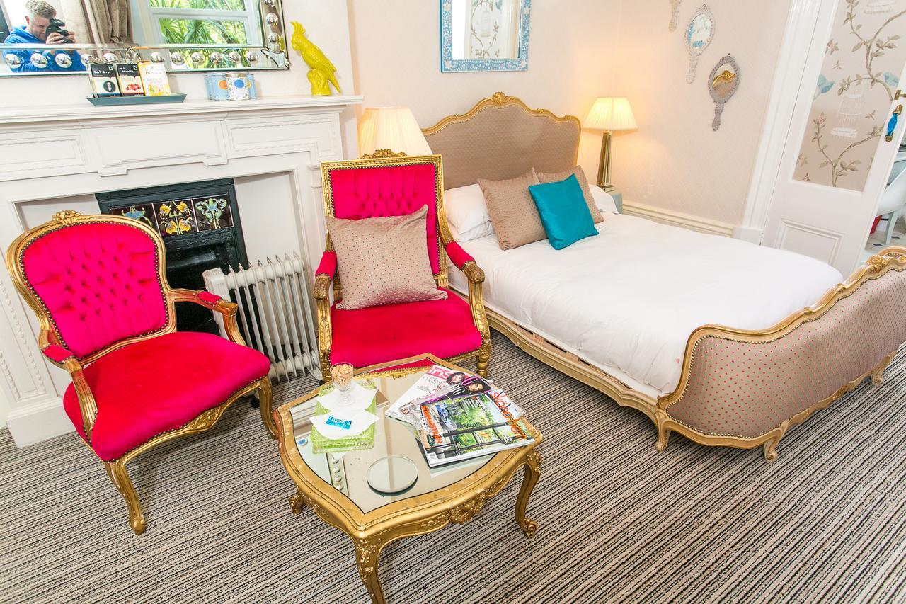 The Rosebery * Newcastle upon Tyne