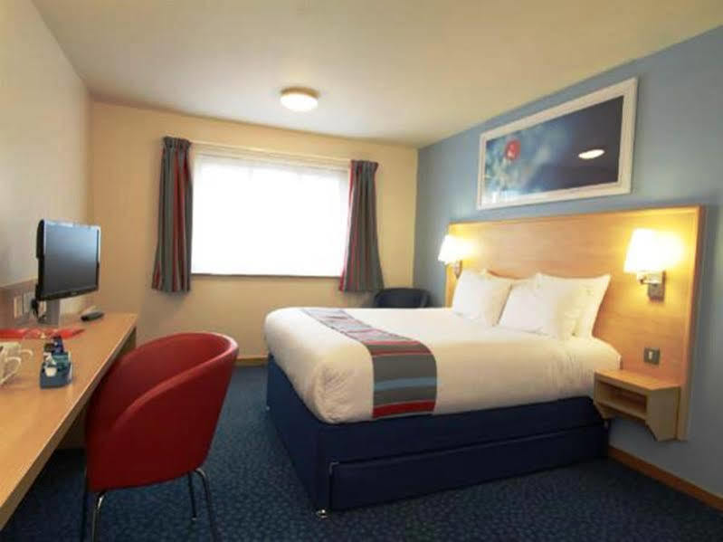 Travelodge 3*