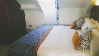 91 Jesmond Road 2*