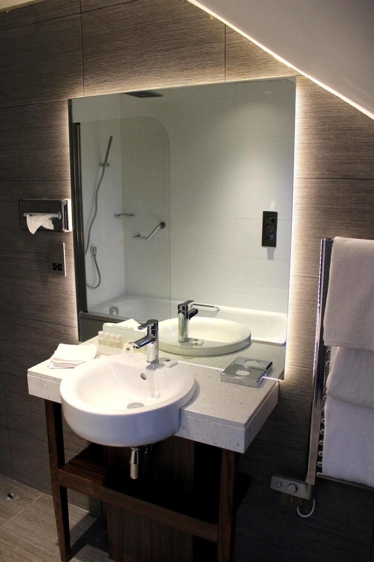 91 Jesmond Road Aparthotel 2*