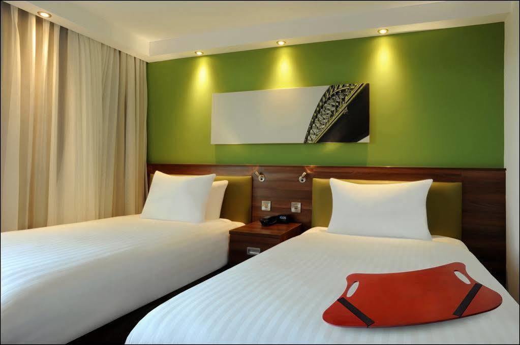 Hampton By Hilton