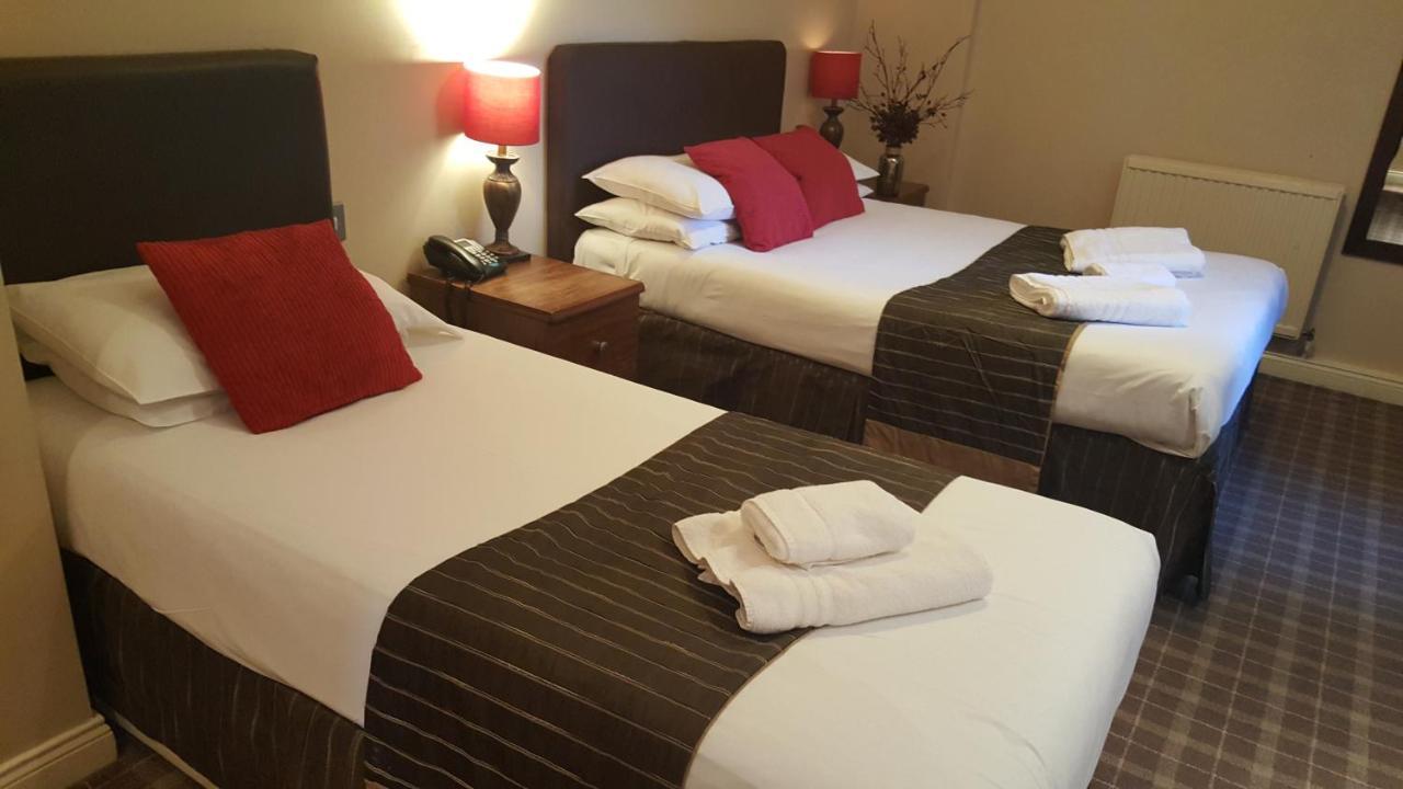 Waterside Hotel 3*
