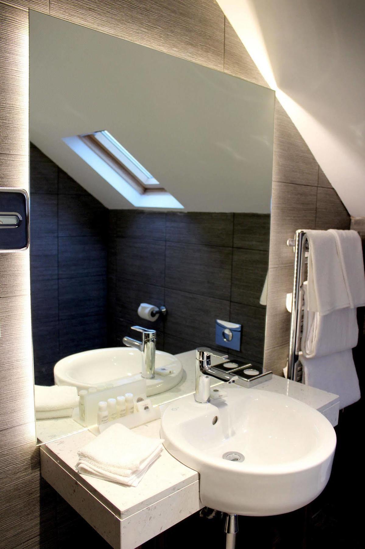 91 Jesmond Road Aparthotel 2*