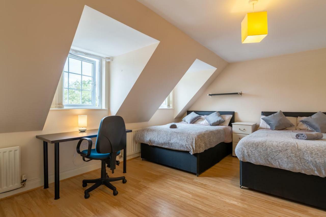 City Centre Spacious Town House Free Parking And Wifi