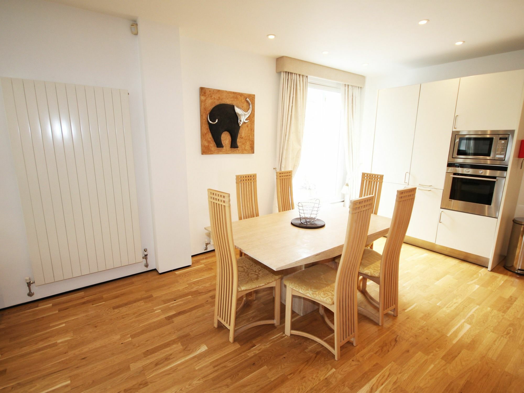 Hotel Grey Street 3*