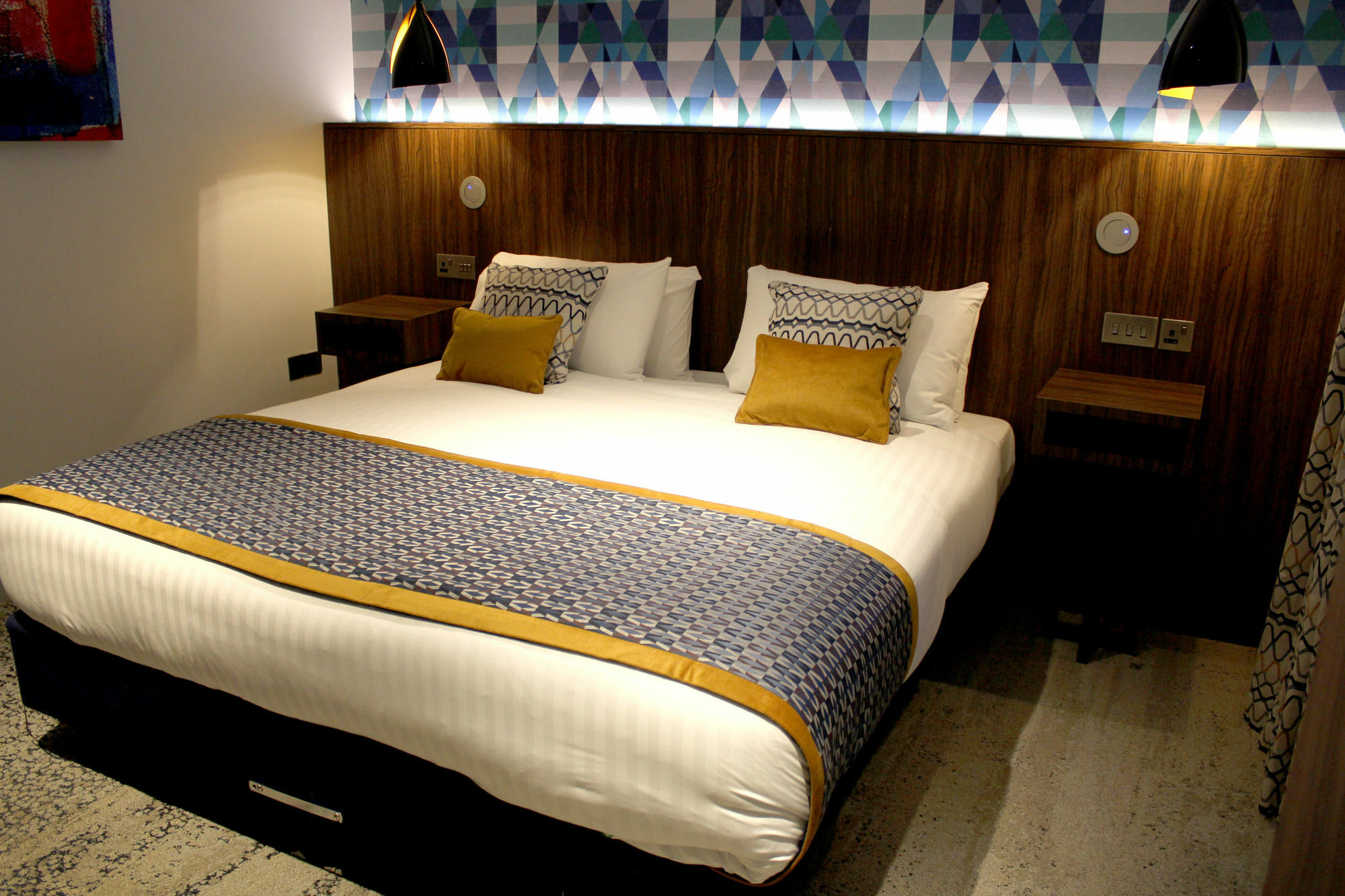 91 Jesmond Road Aparthotel 2*
