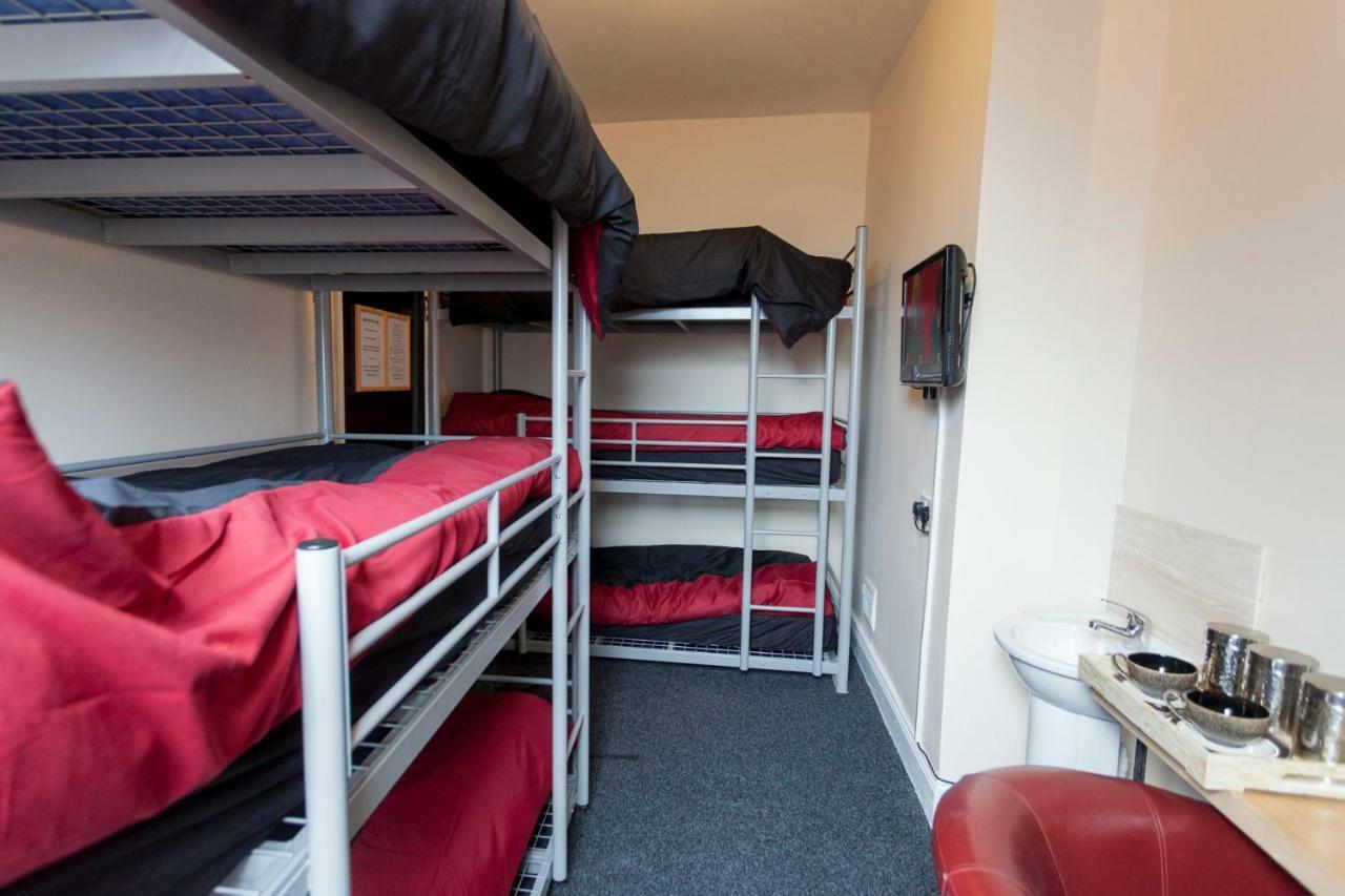 Fenham Express Hostel *