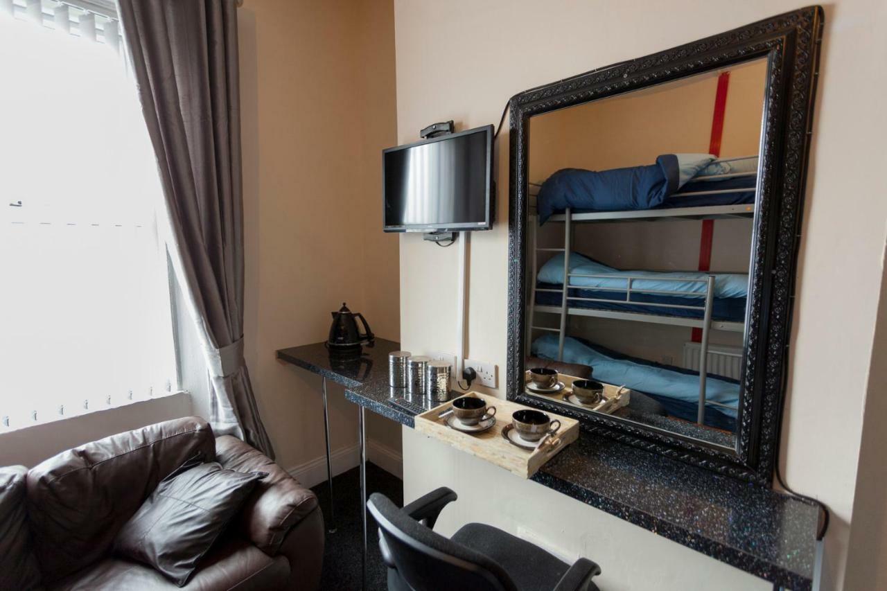 Fenham Express Hostel *