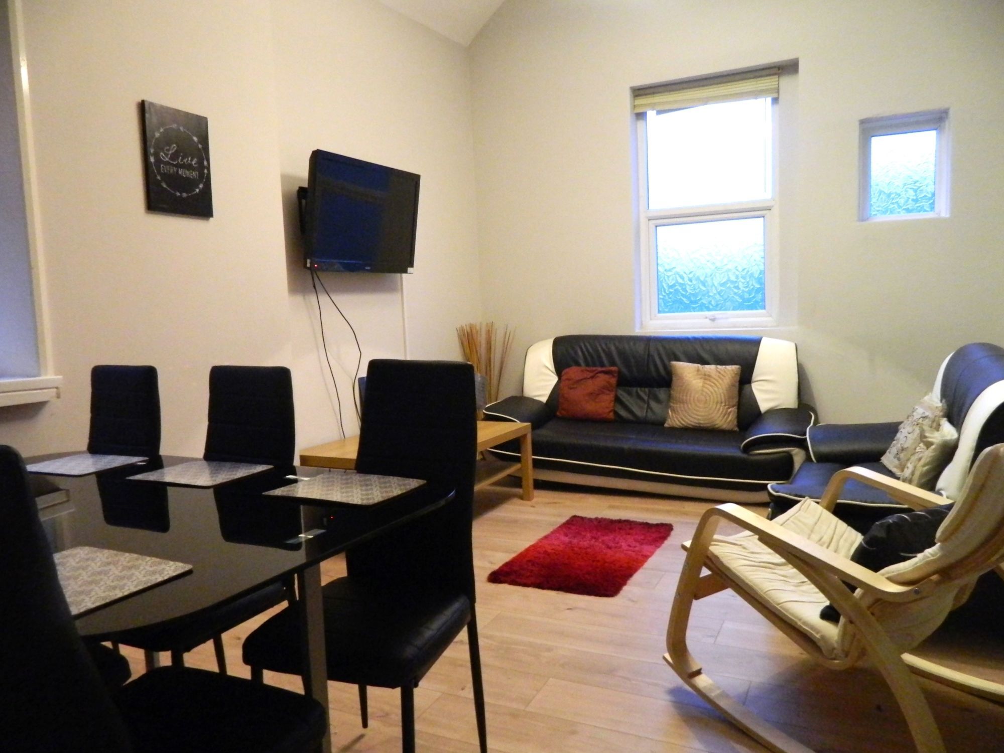 Apartment 5 Bedroom Upper Maisonette *