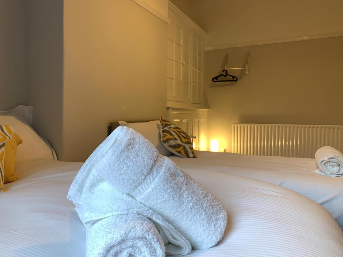 Holiday home Rare Spacious Victorian House Perfect For Large Parties, Close To Everything