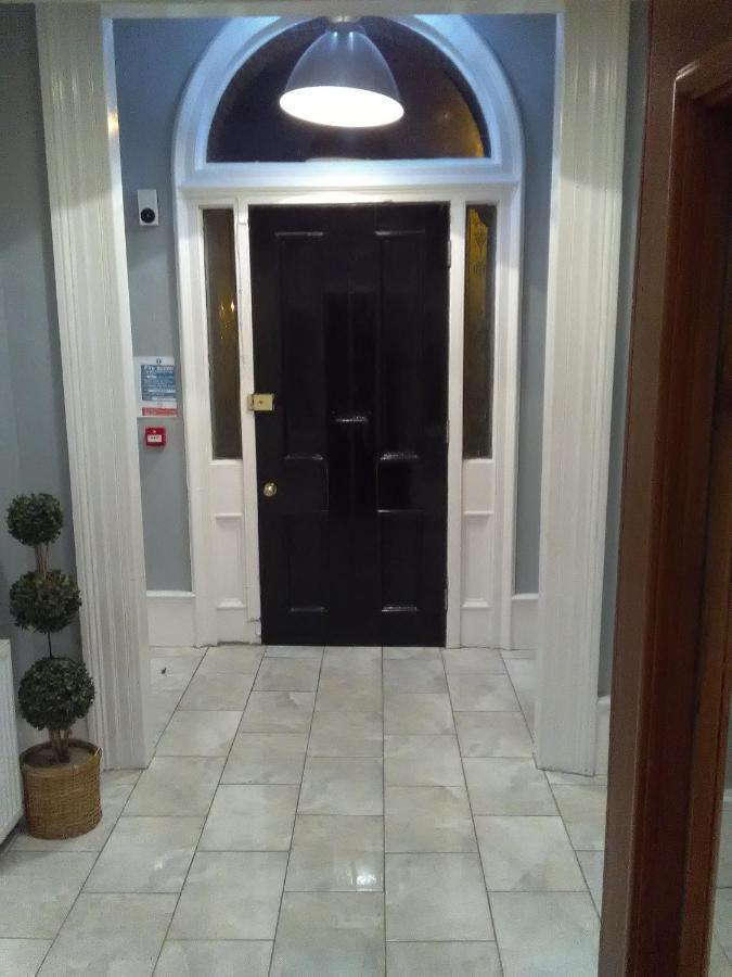 Clifton Hotel 3*