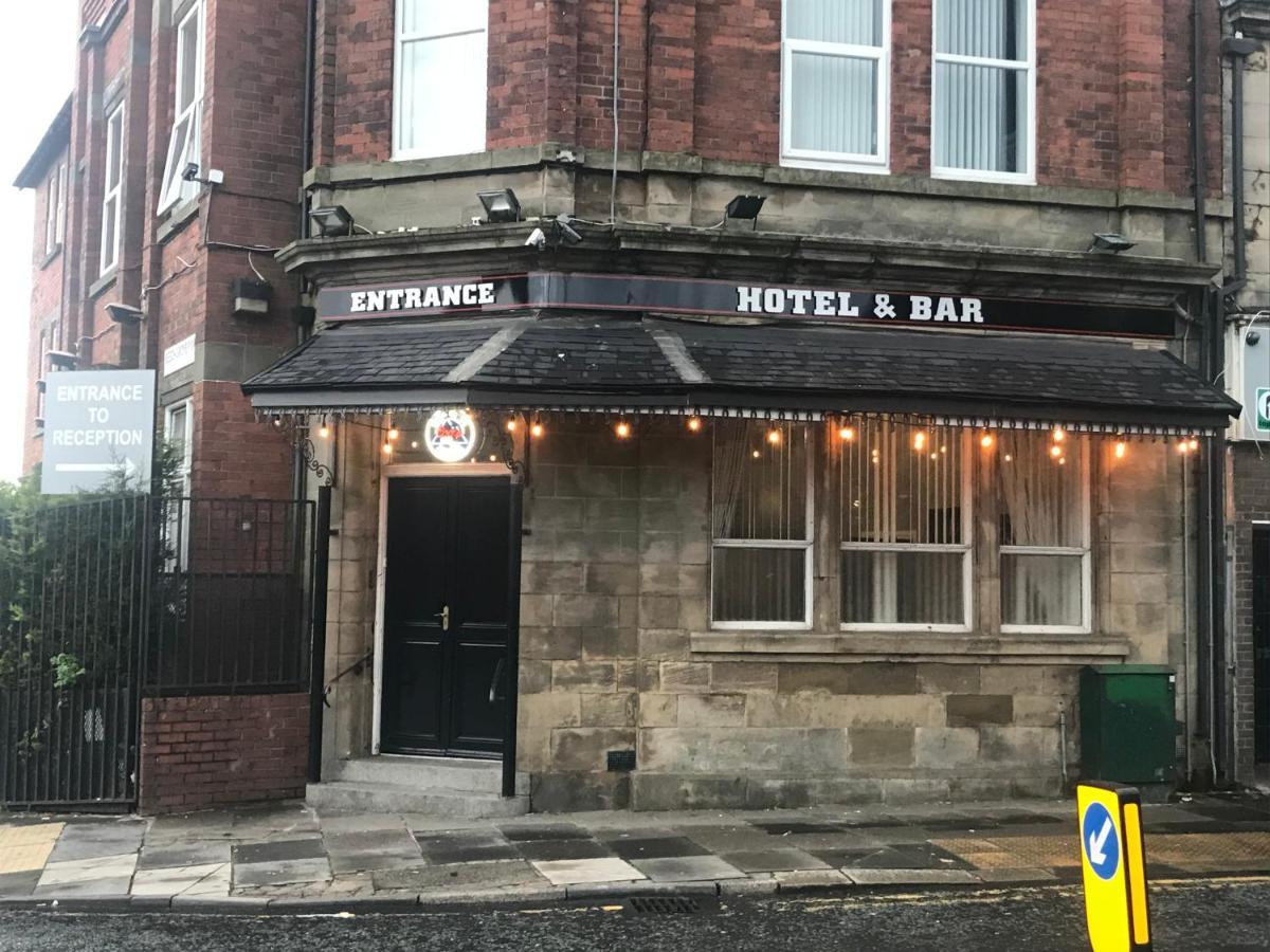 West & Bar Hotel