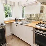 The Cottage, 5 Richley Terrace