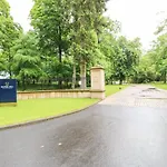 The Cottage, 5 Richley Terrace