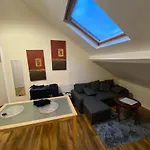 Lovely Room 5 Minute Walk From City Centre