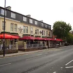 Whites Hotel
