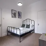 Large Group Central Apartment
