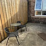 4 Bedroom House, Central City Location
