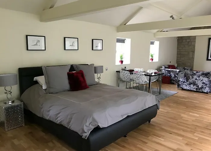 Hemples Lodge