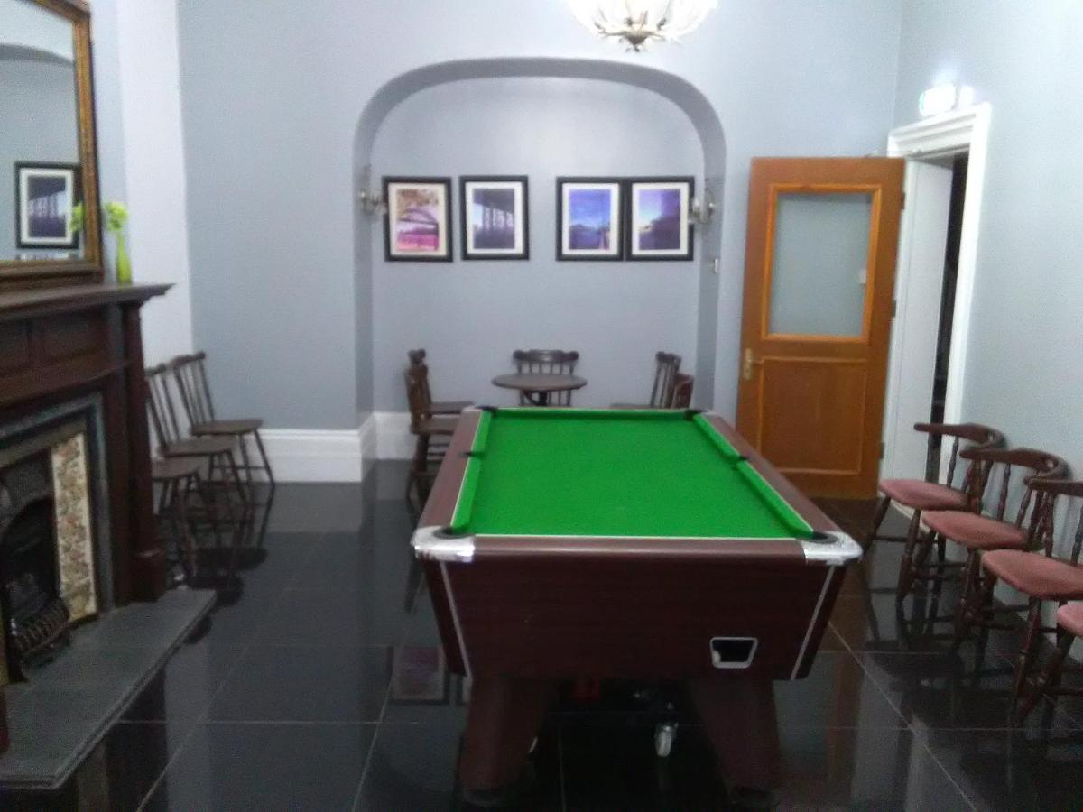 Clifton 3*