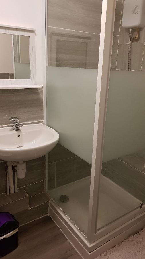 Summerhill House Hostel