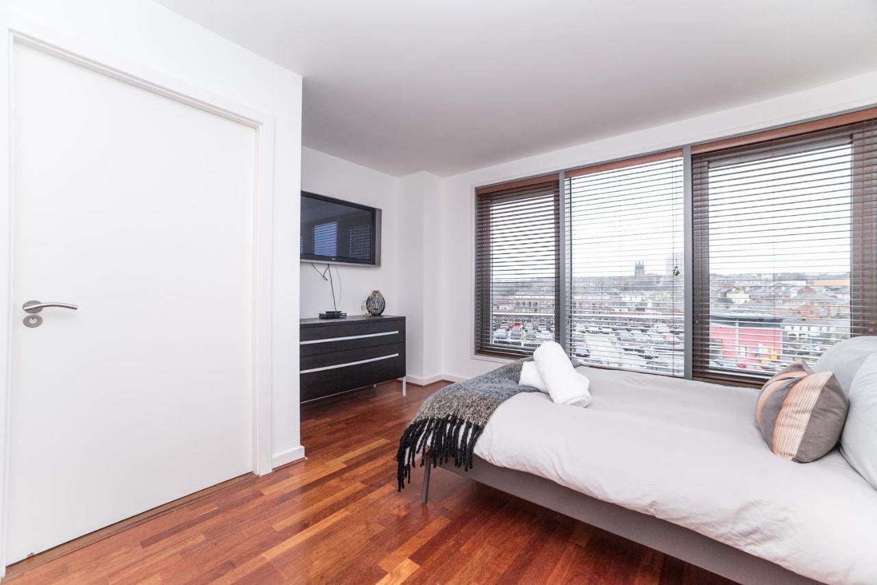 Penthouse - Sleeps 8 - City Centre - Free Parking - City Views * Newcastle upon Tyne