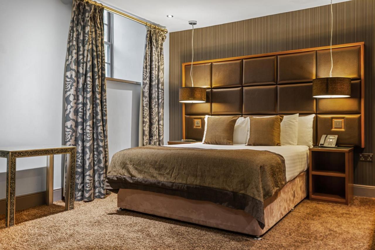 Roomzzz Newcastle upon Tyne
