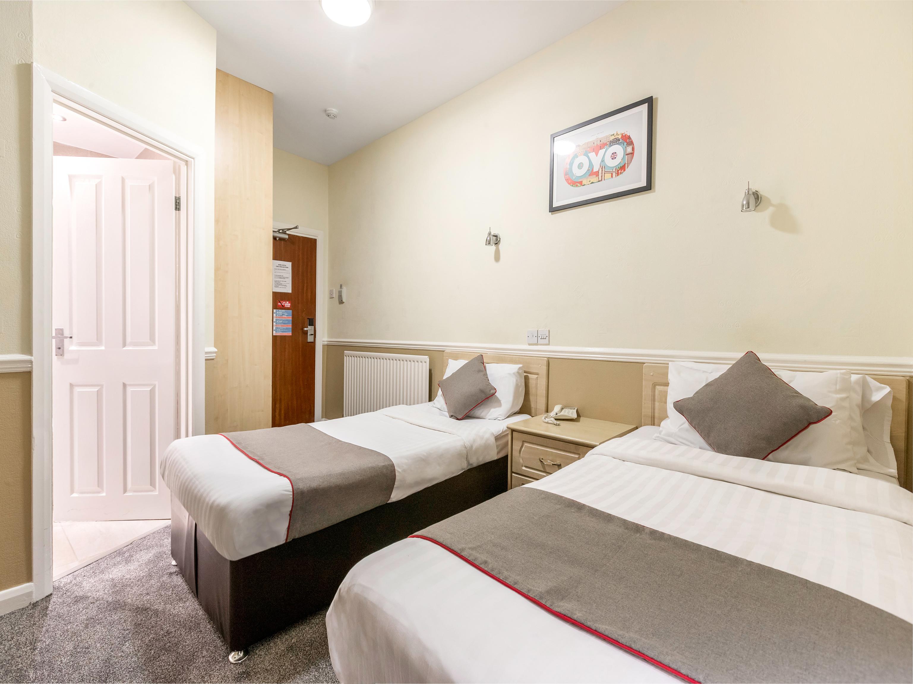 Dene Hotel 3*