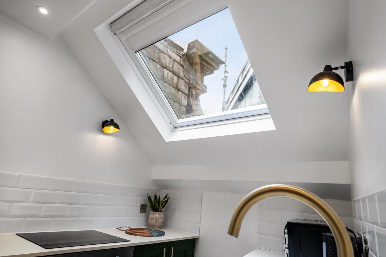 Princes Wharf, Stylish 2 Bed Centre *