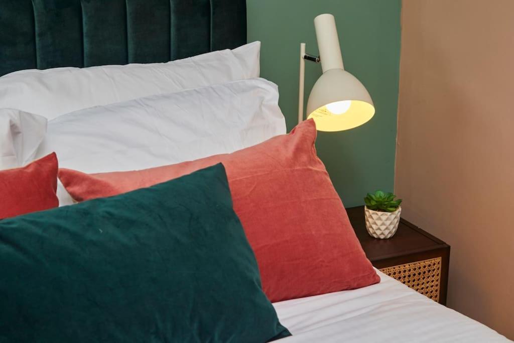 Lovely Chique Abode - Sleeps 4 - First Floor *