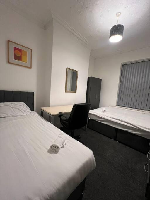 4 Bedroom House, Location * Newcastle upon Tyne